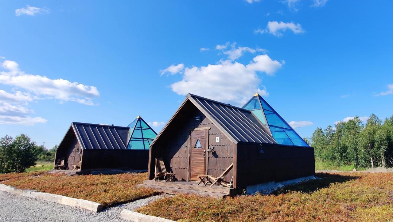 Aurora Pyramid Glass Igloos Köngäs Bagian luar foto